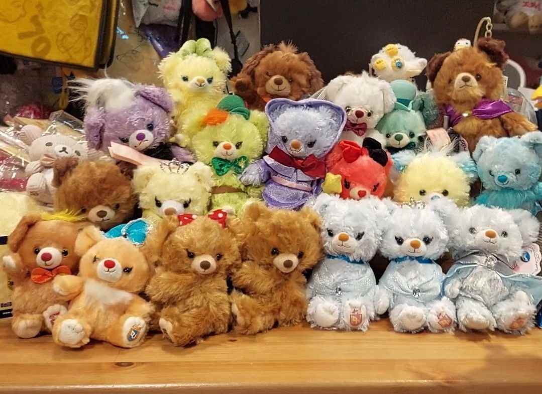 熊熊热潮席卷时尚圈，迪士尼大学熊引领潮流(图1)