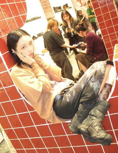 Achilles Ion Gabriel引领CAMPERLAB风格革新 打造Z世代鞋履潮流(图13)