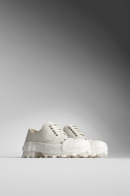 Achilles Ion Gabriel引领CAMPERLAB风格革新 打造Z世代鞋履潮流(图27)