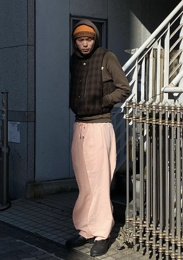 Achilles Ion Gabriel引领CAMPERLAB风格革新 打造Z世代鞋履潮流(图30)