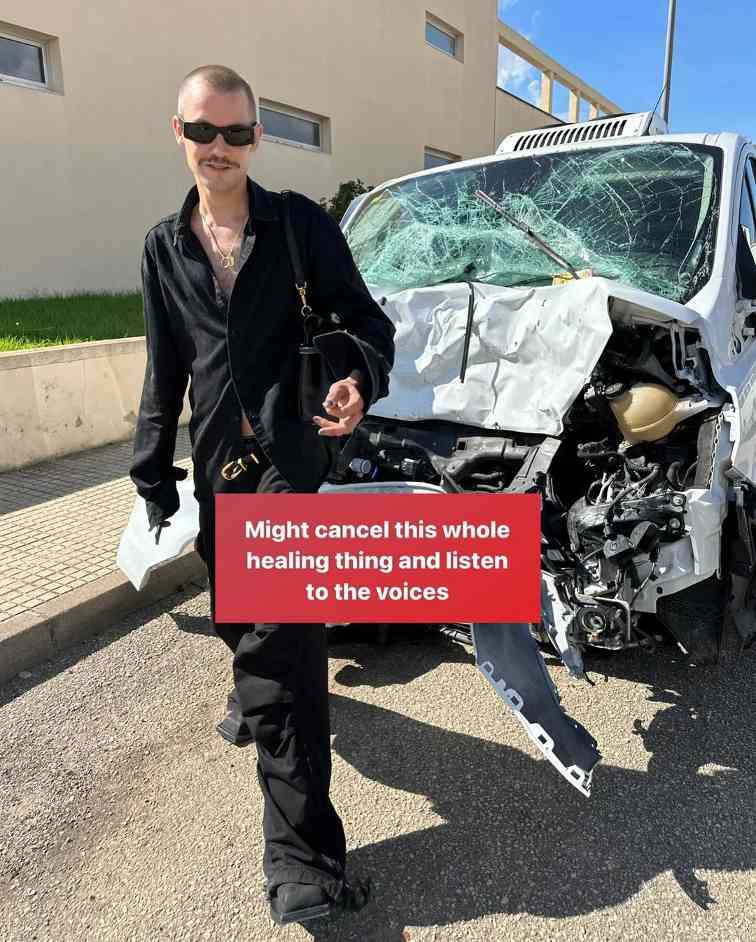 Achilles Ion Gabriel引领CAMPERLAB风格革新 打造Z世代鞋履潮流(图57)