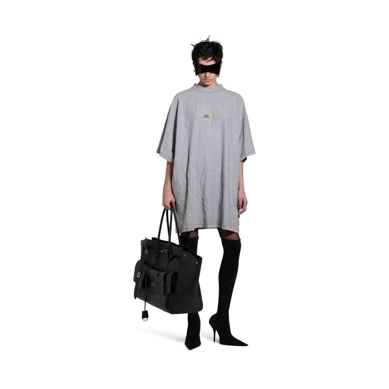 只记住了兰博基尼联名？其实 Demna 表达的很多(图7)