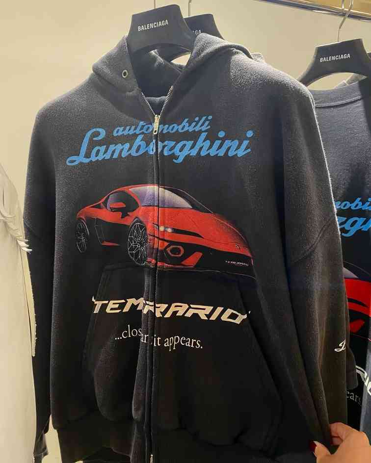 只记住了兰博基尼联名？其实 Demna 表达的很多(图13)