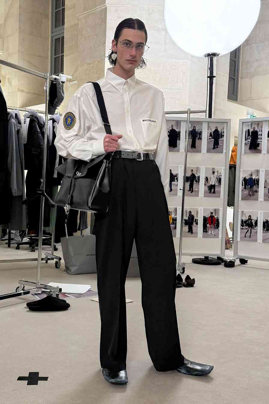 只记住了兰博基尼联名？其实 Demna 表达的很多(图43)