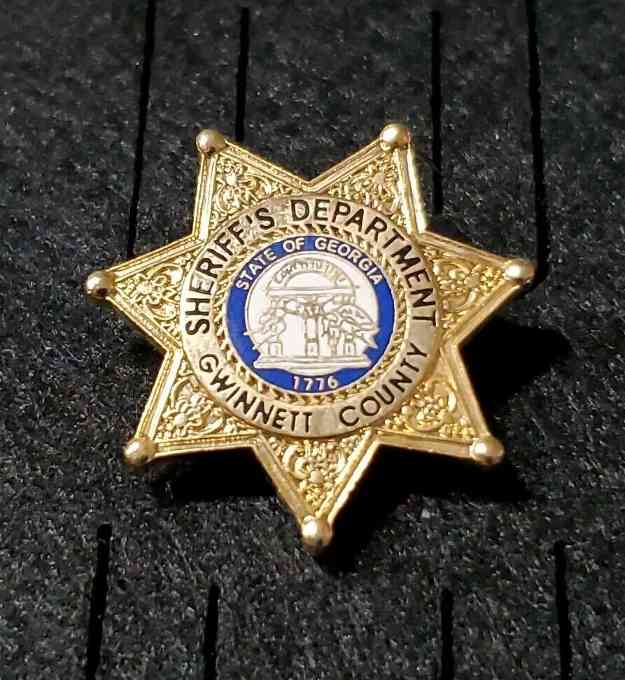 只记住了兰博基尼联名？其实 Demna 表达的很多(图44)