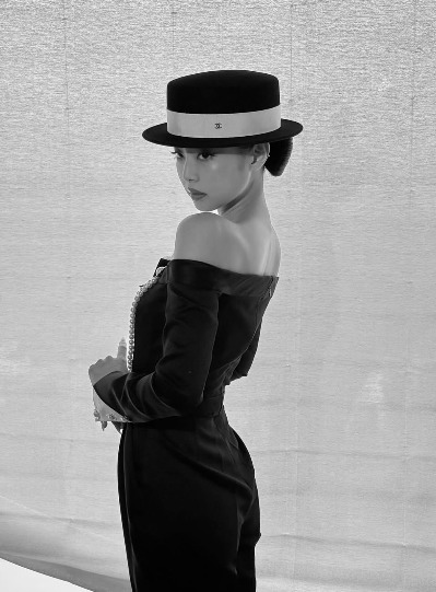 静奢风席卷时尚圈 主流奢侈品牌如何平衡低调奢华与张扬标识(图9)