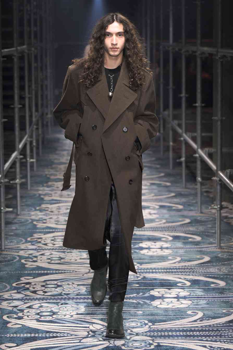 静奢风席卷时尚圈 主流奢侈品牌如何平衡低调奢华与张扬标识(图59)