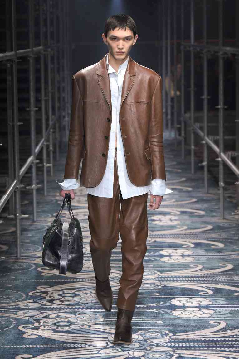 静奢风席卷时尚圈 主流奢侈品牌如何平衡低调奢华与张扬标识(图60)