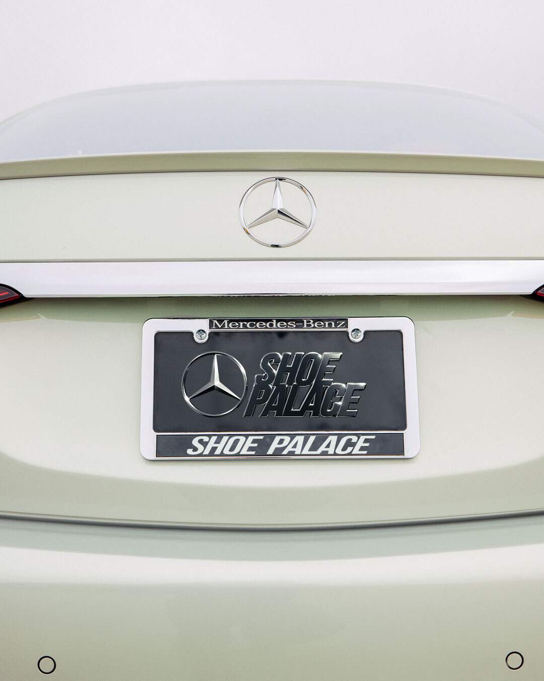 高阶汽车与时尚品牌联名成趋势 从服饰扩展至实体车型合作(图34)