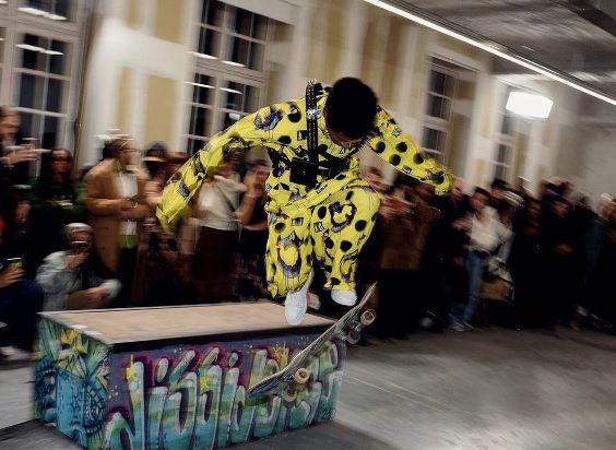 「兔耳」Umbro，只是 KIDILL 最「斯文」的作品(图21)