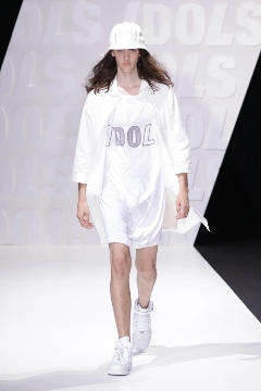 「兔耳」Umbro，只是 KIDILL 最「斯文」的作品(图28)