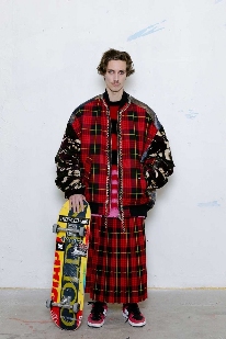 「兔耳」Umbro，只是 KIDILL 最「斯文」的作品(图20)