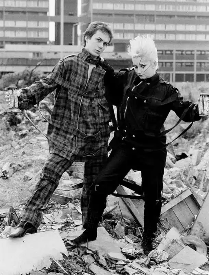 「兔耳」Umbro，只是 KIDILL 最「斯文」的作品(图33)