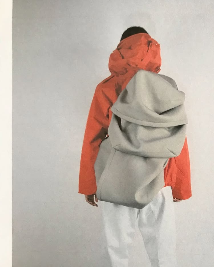 因 YEEZY 团队出身走红，该轮到她了(图9)