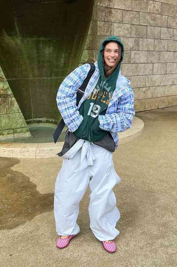 因 YEEZY 团队出身走红，该轮到她了(图51)