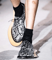 CdG 的这些「怪鞋子」，都出自一人之手(图6)