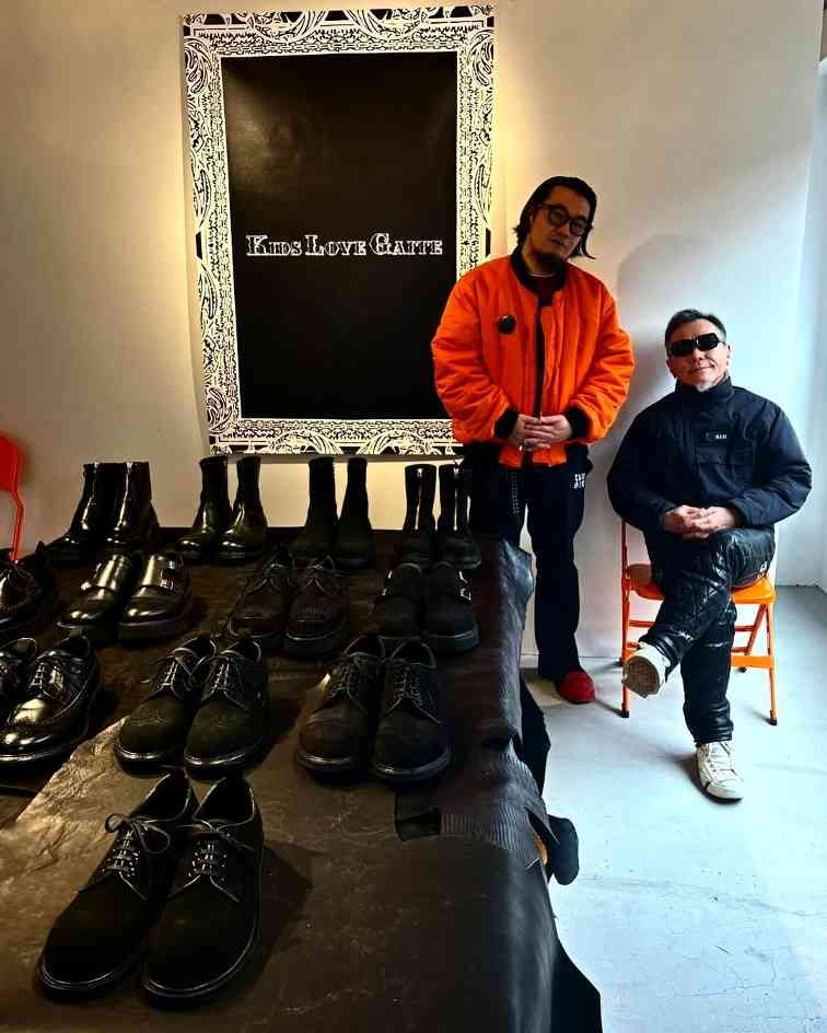 CdG 的这些「怪鞋子」，都出自一人之手(图17)