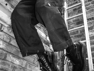 CdG 的这些「怪鞋子」，都出自一人之手(图15)