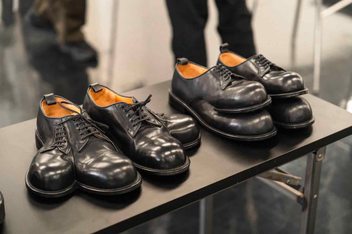 CdG 的这些「怪鞋子」，都出自一人之手(图9)