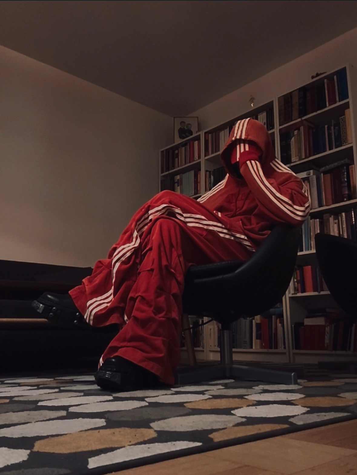 荒诞美学碰撞运动时尚 | AVAVAV x Adidas联名系列演绎极限创意(图23)