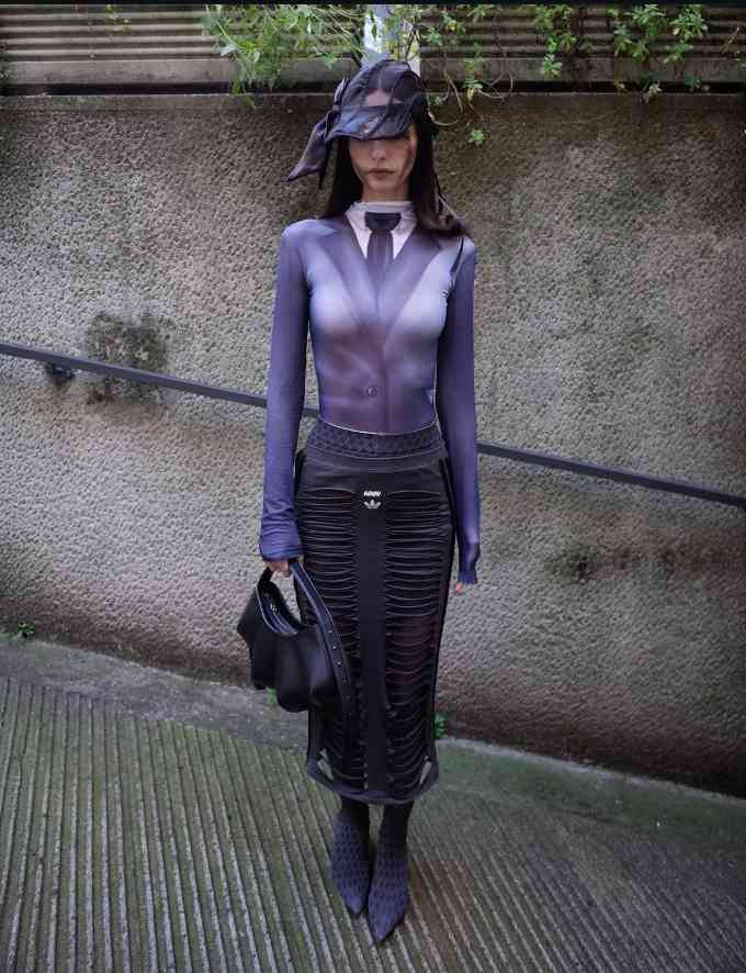 荒诞美学碰撞运动时尚 | AVAVAV x Adidas联名系列演绎极限创意(图34)