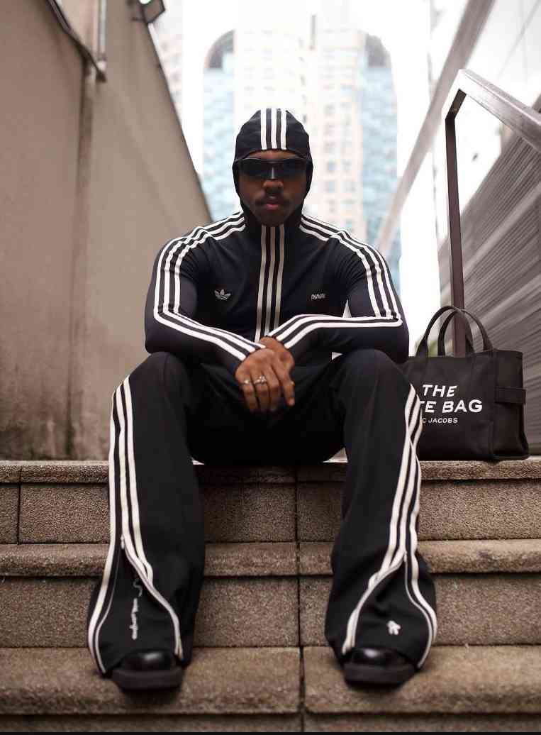 荒诞美学碰撞运动时尚 | AVAVAV x Adidas联名系列演绎极限创意(图38)