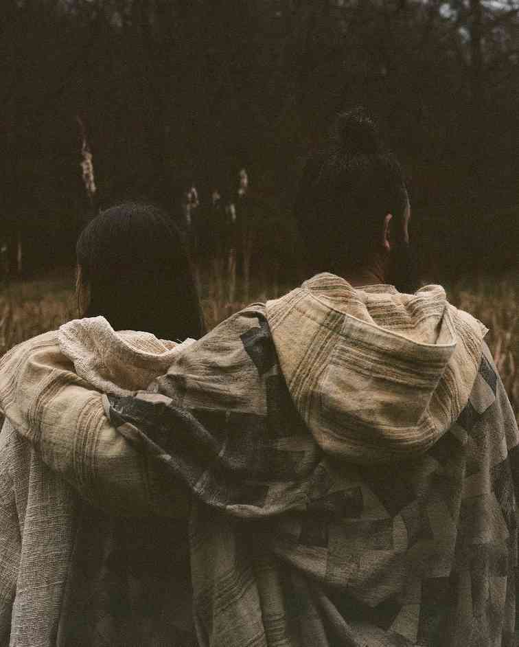 复古文化复兴与传统材质重新定义当代潮流(图37)