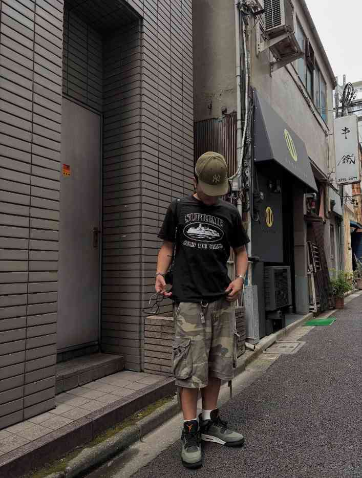 UNDEFEATED联名Air Jordan IV复刻，市场热度与收藏价值解析(图14)