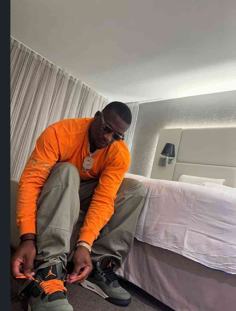 UNDEFEATED联名Air Jordan IV复刻，市场热度与收藏价值解析(图12)