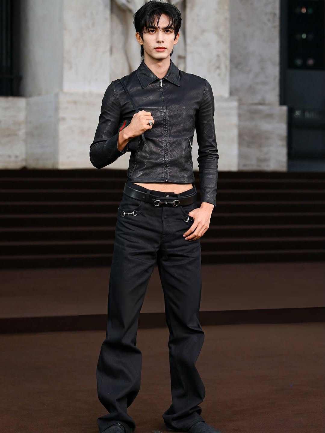 Demna重塑GUCCI美学，即看即买模式引领新风格浪潮(图23)