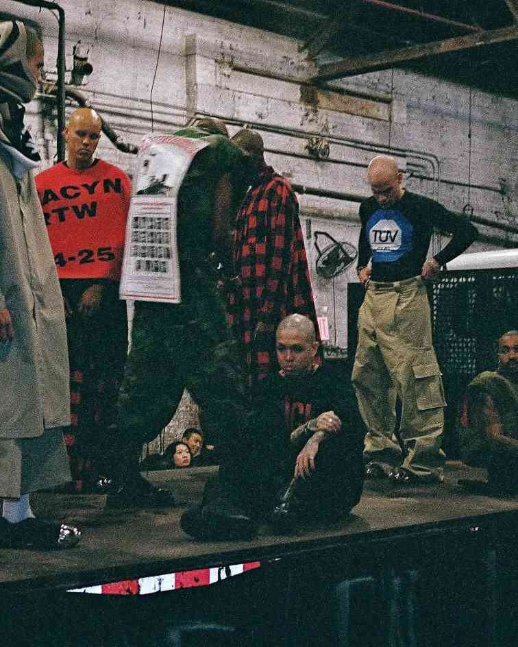 街头基因融合高定骨架，新锐设计师品牌如何定义未来时尚(图5)