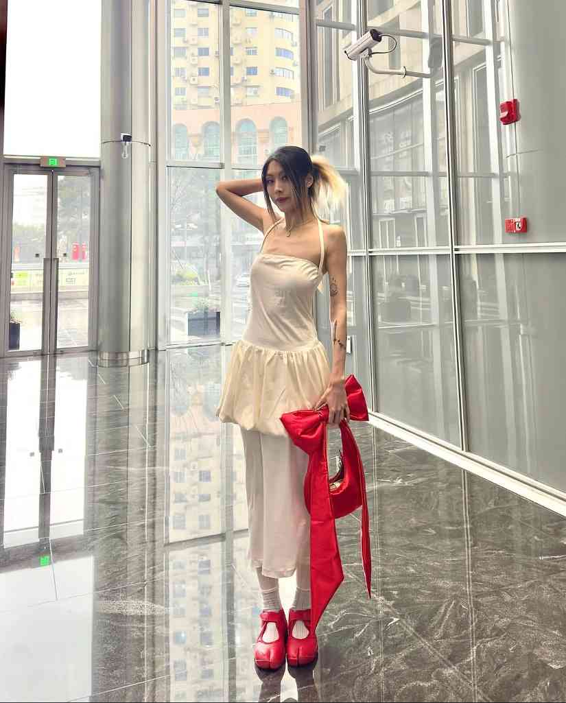 女性化元素如何重塑经典鞋履，芭蕾舞鞋与玛丽珍风格融合新趋势(图24)