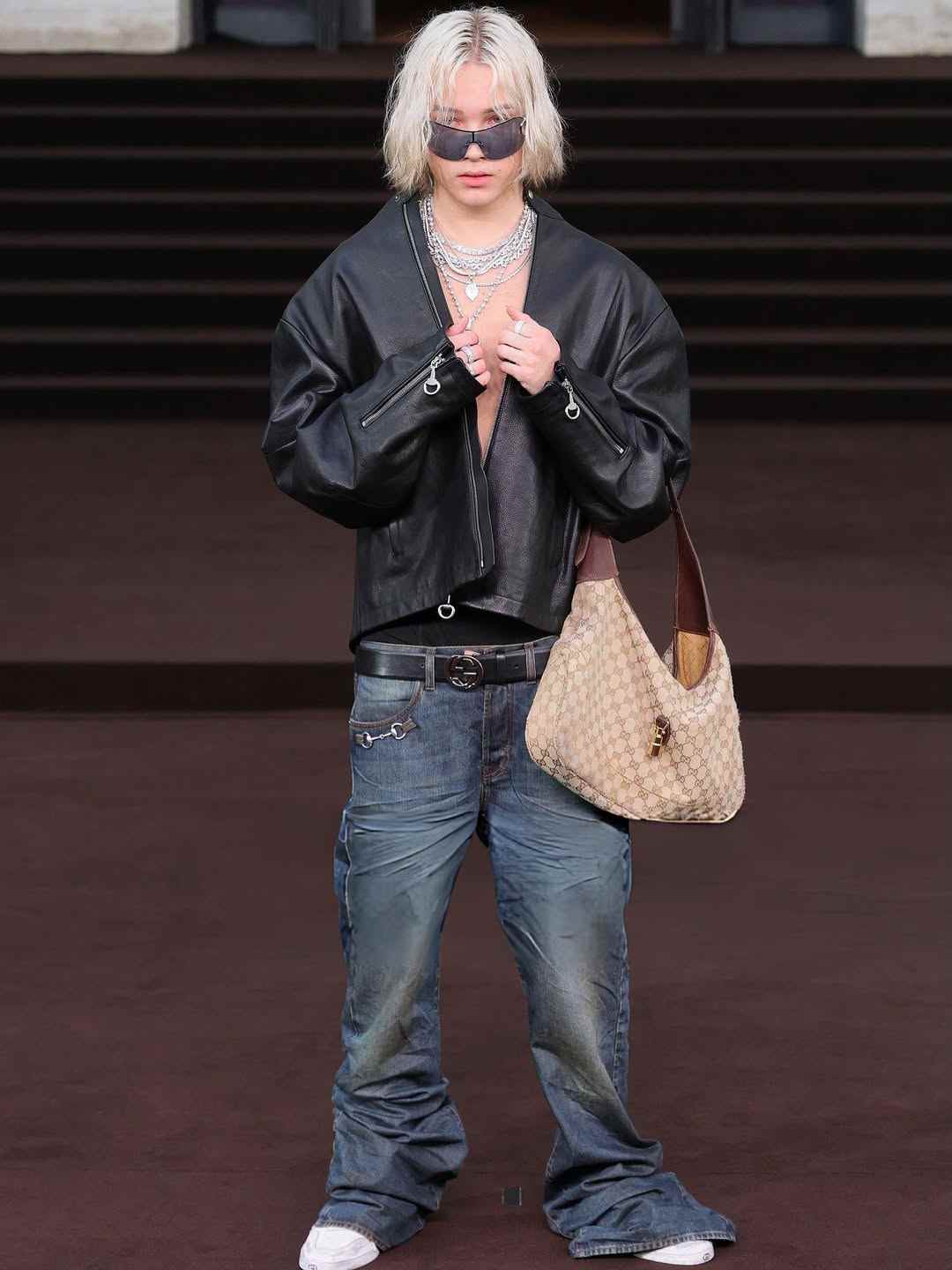 Demna重塑GUCCI美学，即看即买模式引领新风格浪潮(图19)