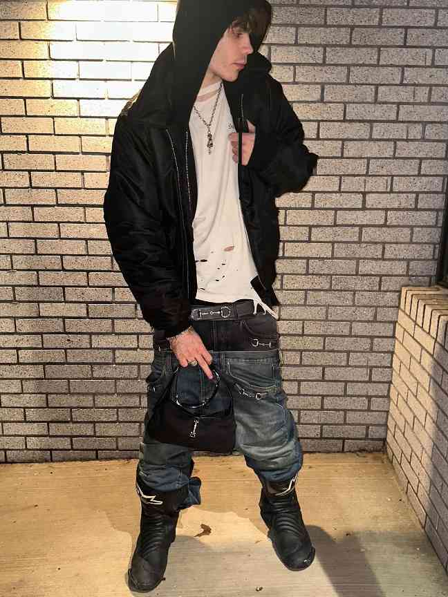 Demna重塑GUCCI美学，即看即买模式引领新风格浪潮(图46)