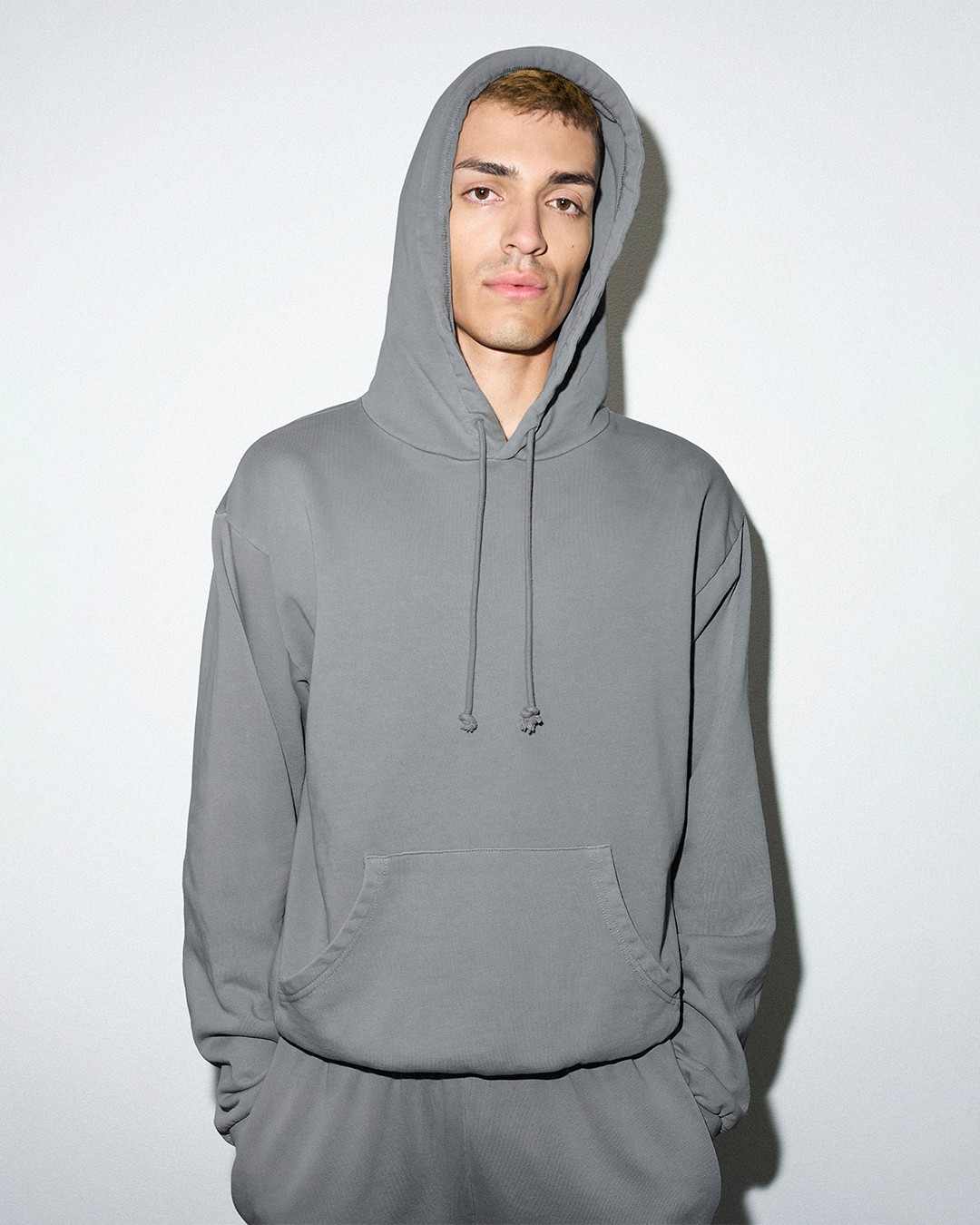 SKIMS男装线如何以普适性与舒适感重塑基础款市场(图23)