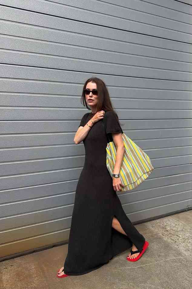 690美元人字拖登顶热搜，逆势走红背后的时尚消费逻辑(图20)