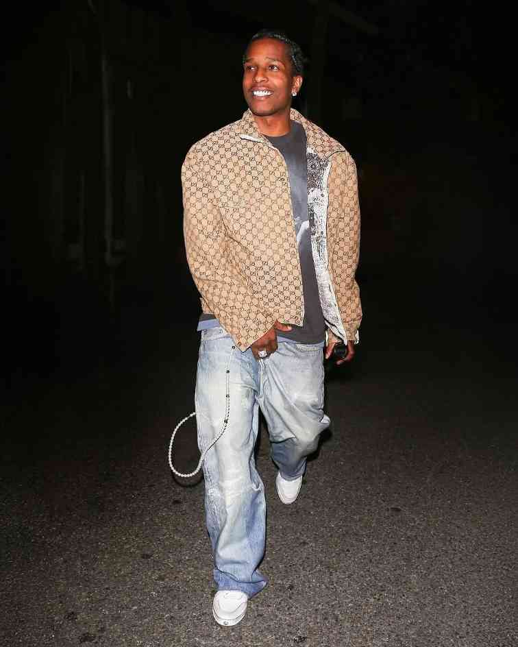 Demna重塑GUCCI美学，即看即买模式引领新风格浪潮(图31)