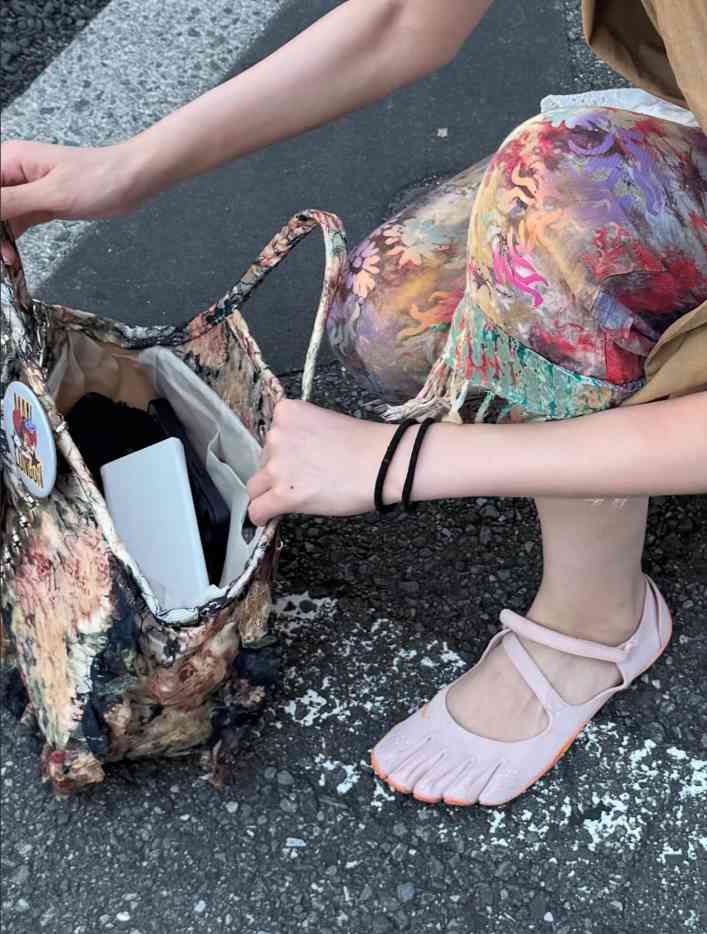 五趾鞋如何从小众走向主流？时尚趋势与搭配灵感解析(图19)