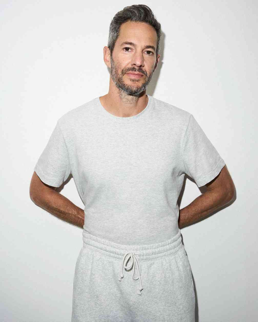 SKIMS男装线如何以普适性与舒适感重塑基础款市场(图20)