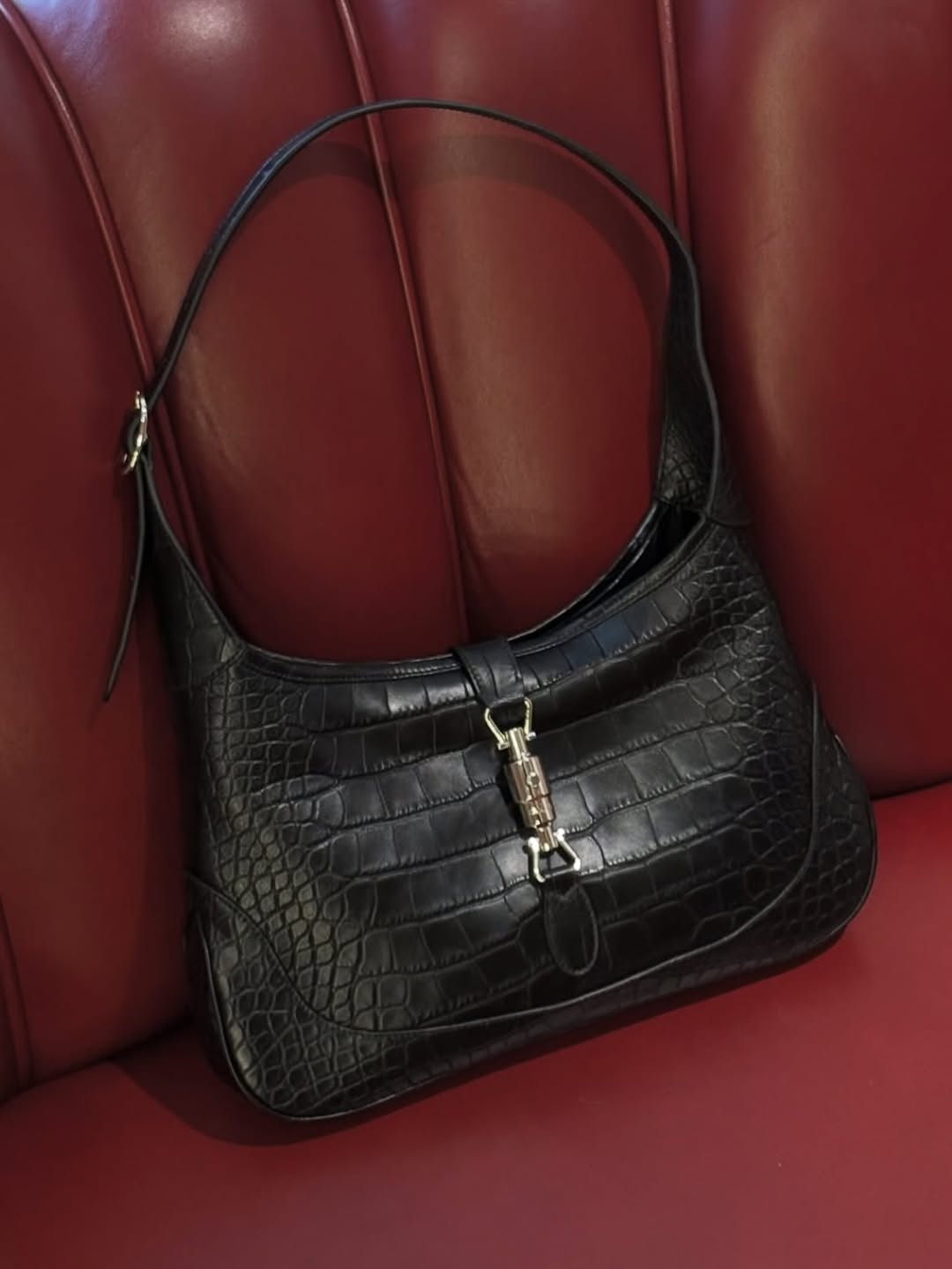 Demna重塑GUCCI美学，即看即买模式引领新风格浪潮(图17)