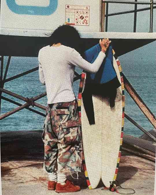 造型师如何引领潮流趋势？从幕后到台前的风格影响力(图1)