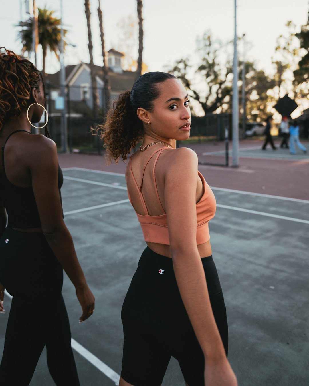 百年运动品牌易主后的挑战与重塑之路(图2)