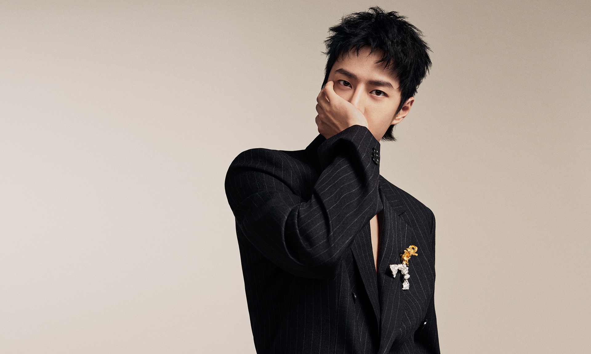 王一博成为全球品牌代言人，携手品牌共拓多元美学新篇章 - 臻雅致裁服装网