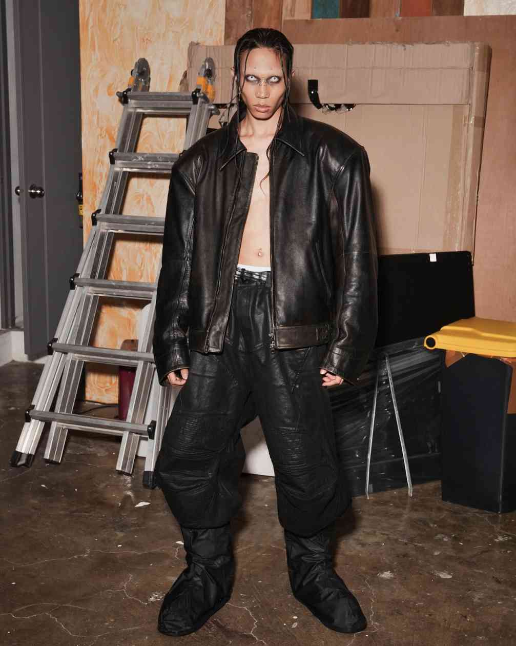 韩国新锐品牌如何以叛逆设计引领青年时尚潮流(图3)