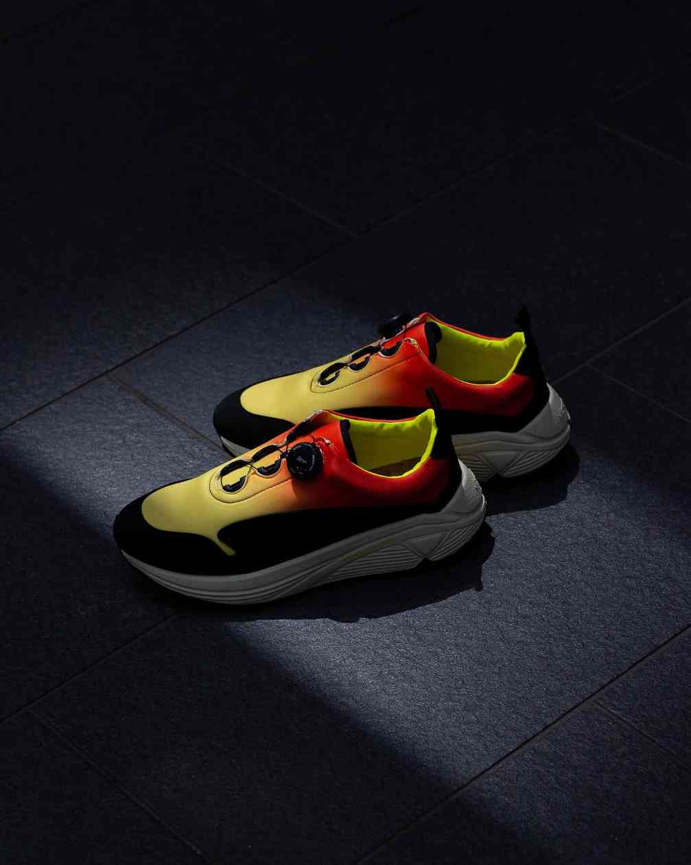 Luxury Outdoor鞋履趋势解析：新锐品牌如何重塑户外美学与功能平衡(图7)