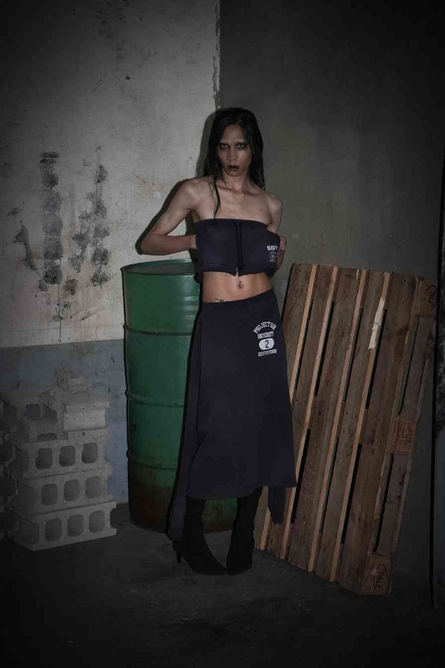 韩国新锐品牌如何以叛逆设计引领青年时尚潮流(图8)