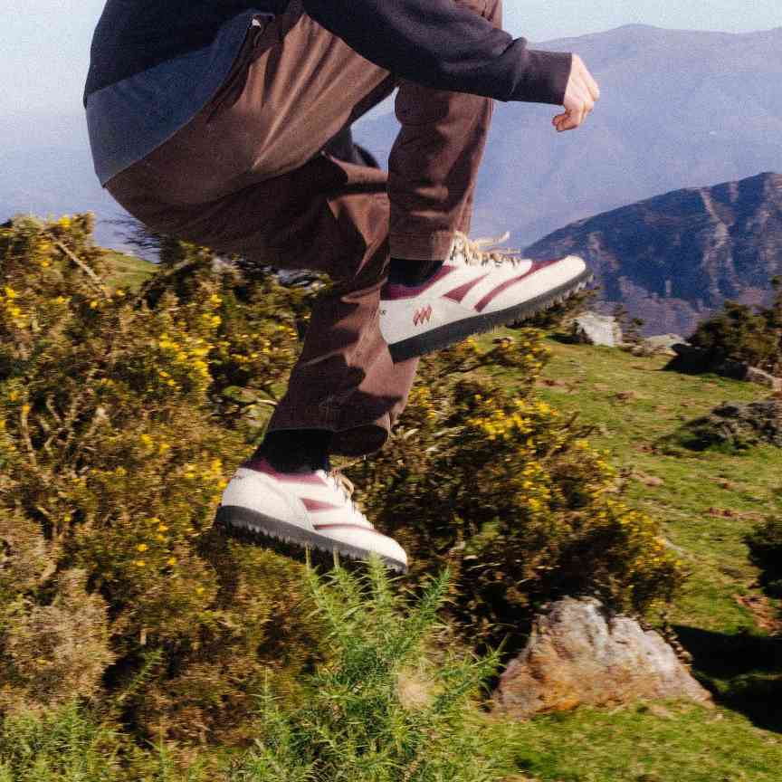 Luxury Outdoor鞋履趋势解析：新锐品牌如何重塑户外美学与功能平衡(图19)