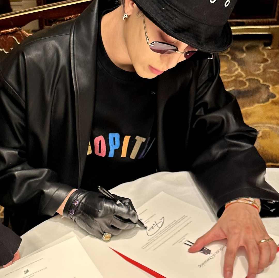 明星私人物品拍卖创新高，粉丝经济与品牌营销的共赢新范式(图14)