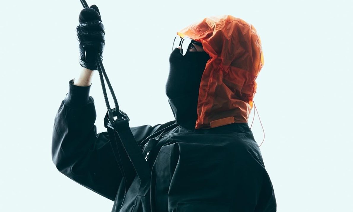 2025春夏户外机能系列前瞻：模块化背包与防水鞋款新作 - 臻雅致裁服装网