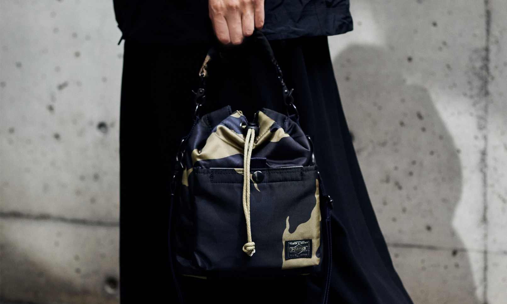 林地迷彩通勤包袋系列，耐磨尼龙打造日常出行套装 - 臻雅致裁服装网